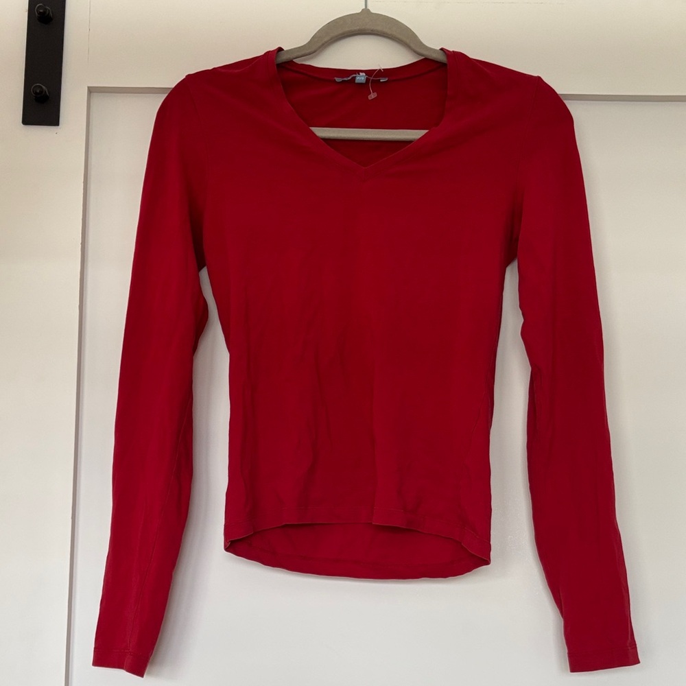Smart Set - Red V-Neck Long Sleeve Blouse